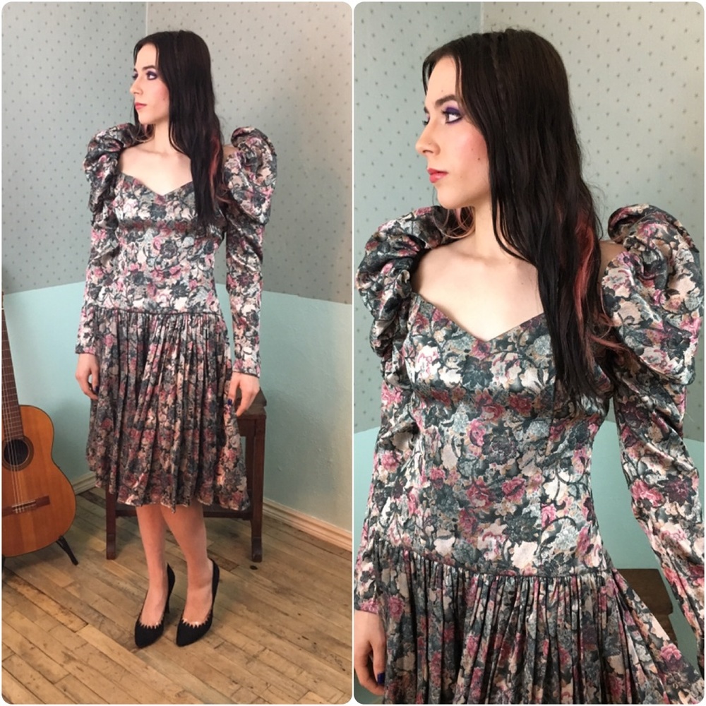 Gorgeous Vtg 80s poofy sleeve floral party dress